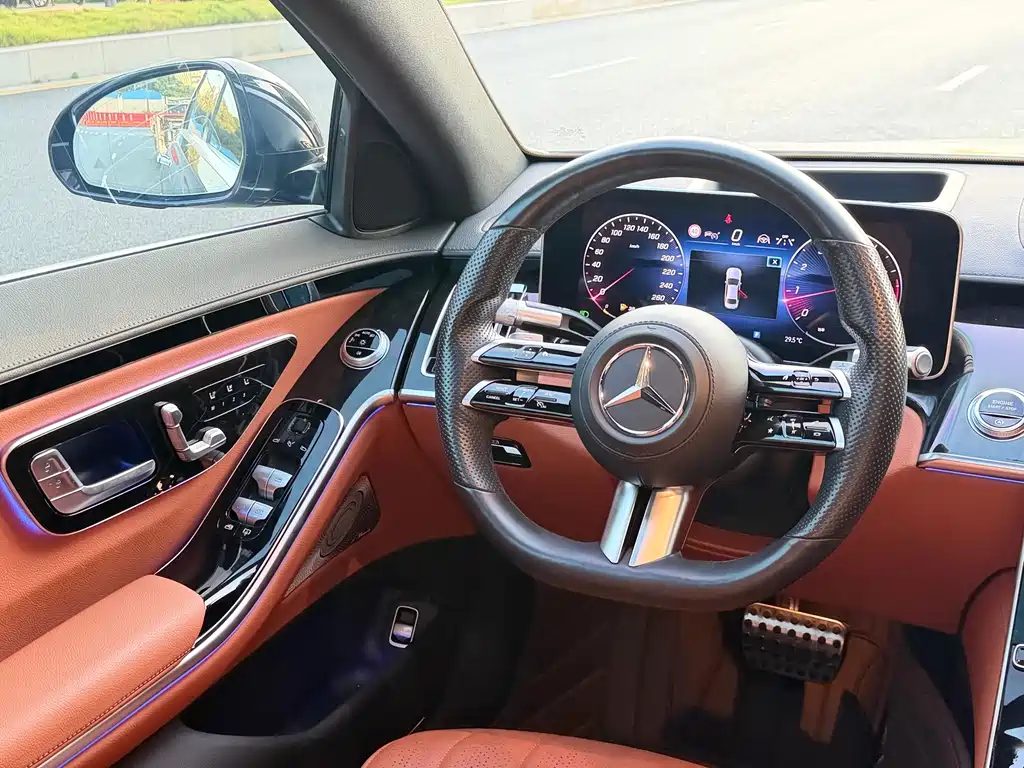 Mercedes-Benz S-Class — миниатюра 8