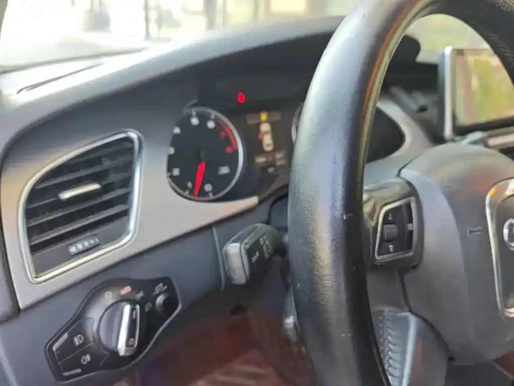 Audi A4L — миниатюра 3