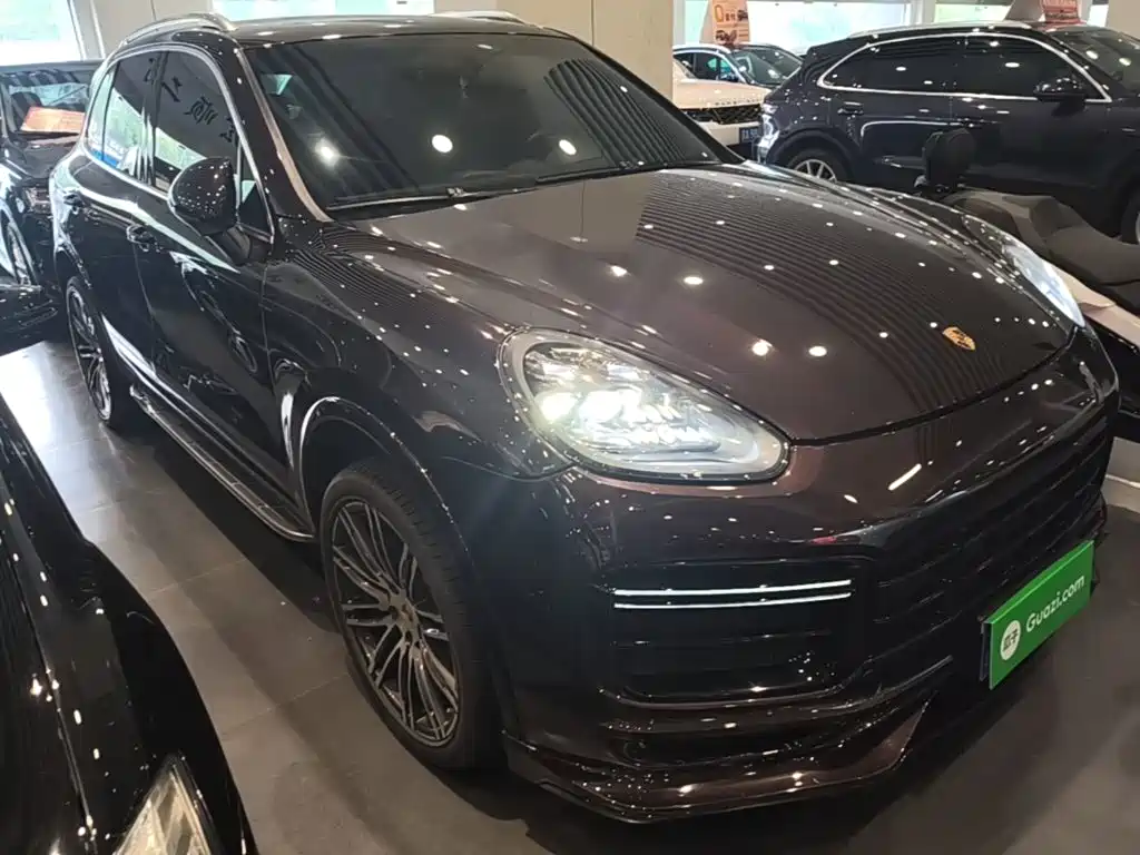 Porsche Cayenne — миниатюра 4