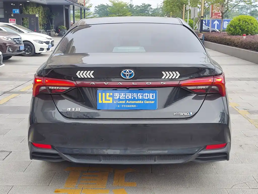 Toyota Avalon — миниатюра 4