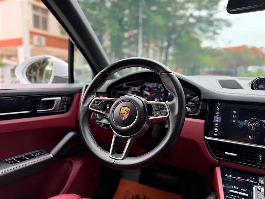 Porsche Cayenne 2018 Cayenne 3.0T