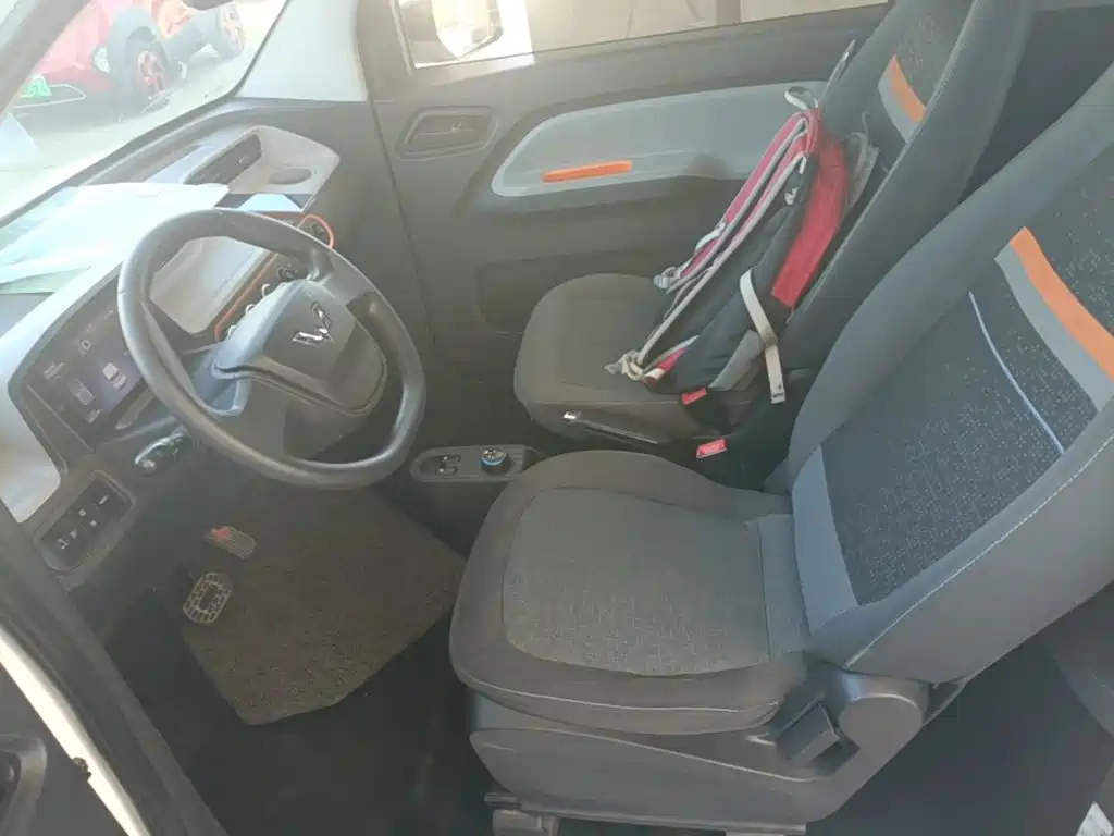 Wuling MINIEV — миниатюра 15