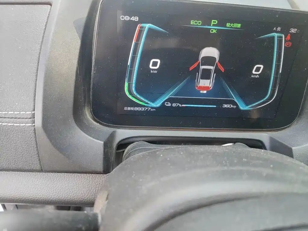 BYD Yuan EV — миниатюра 9