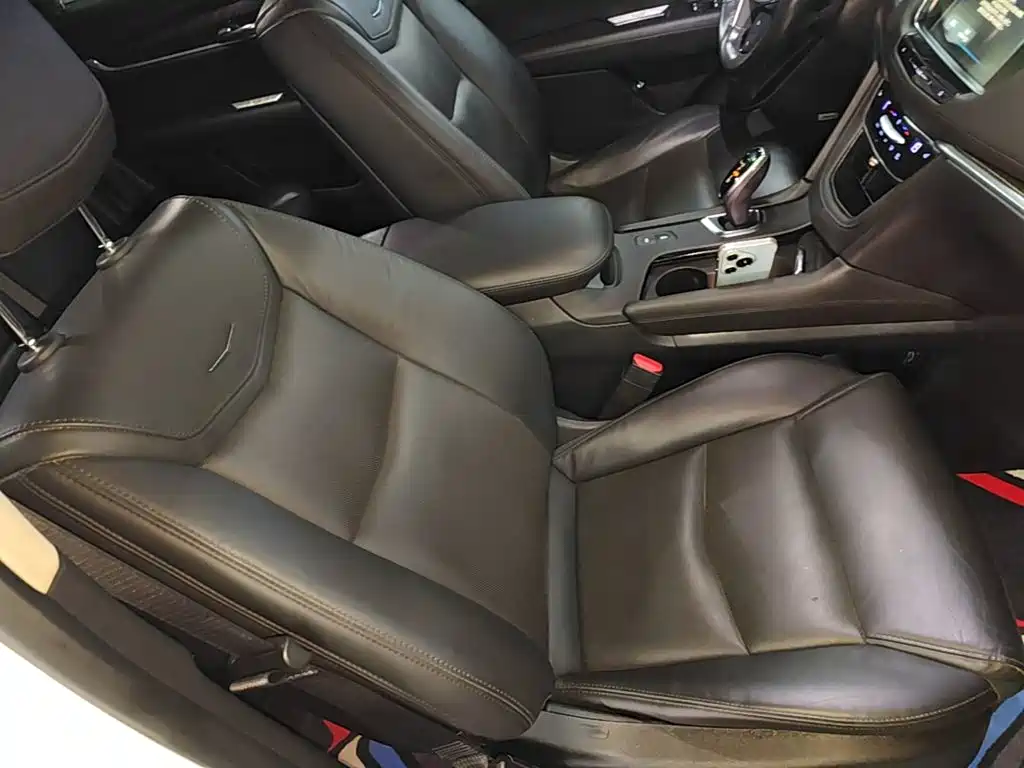 Cadillac XT5 — миниатюра 25