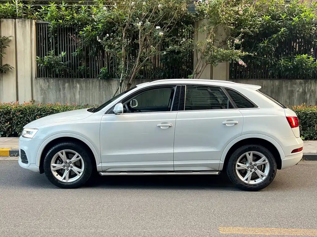 Audi Q3 — миниатюра 3