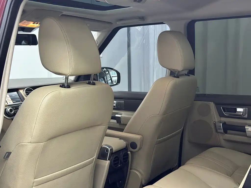 Land Rover Discovery — миниатюра 27