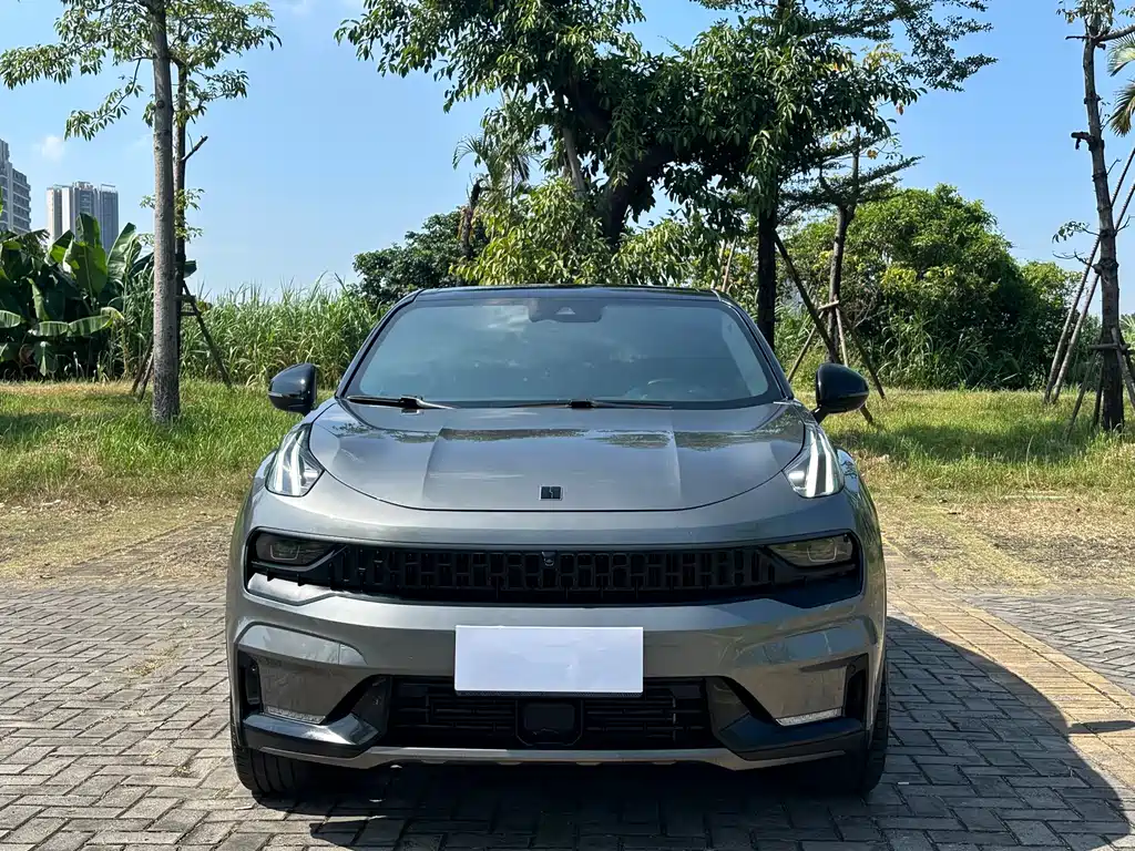 Lynk & Co 05 — миниатюра 2