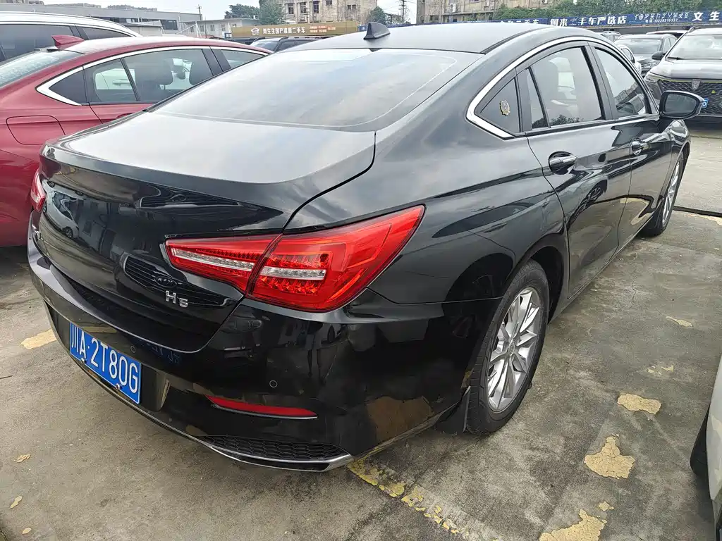 Hongqi Hongqi H5 — миниатюра 16