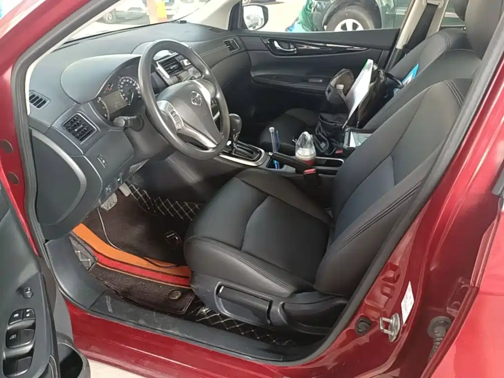 Nissan Tiida — миниатюра 15