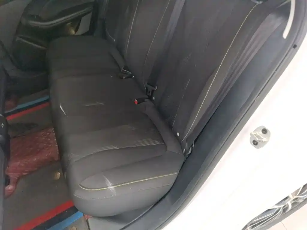 Roewe i5 — миниатюра 17