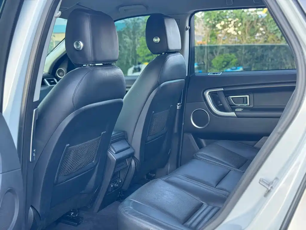 Land Rover Discovery Sport — миниатюра 6