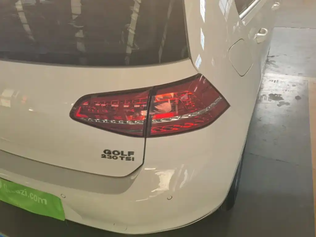Volkswagen Golf — миниатюра 8