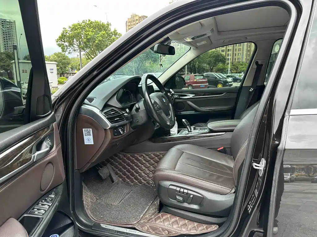 BMW X5 (Import) — миниатюра 7