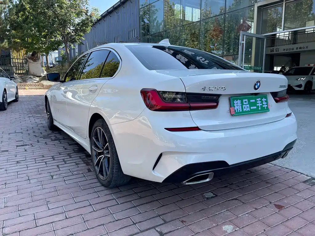 BMW 3 Series — миниатюра 6