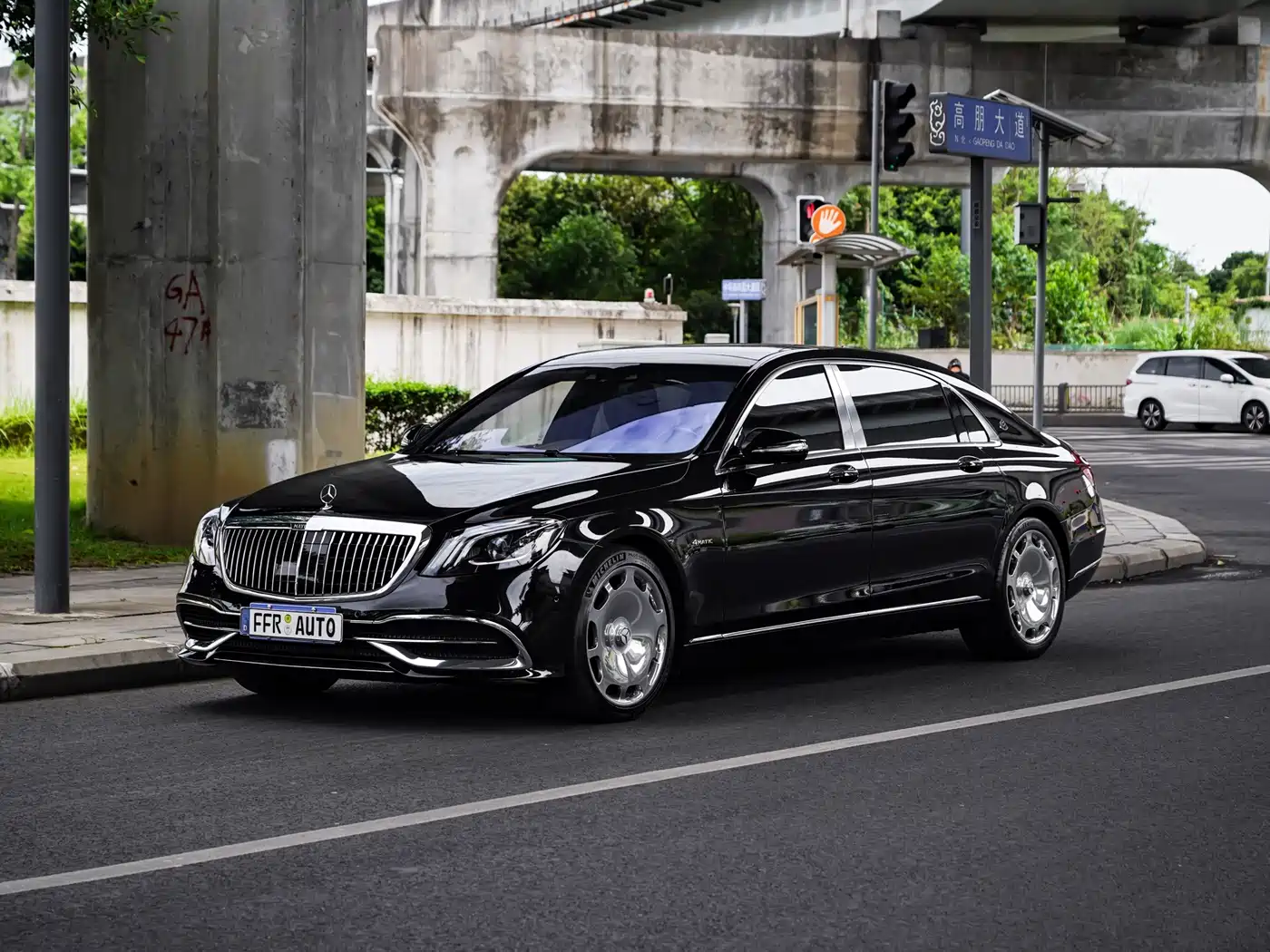 Mercedes-Benz Maybach S-Class