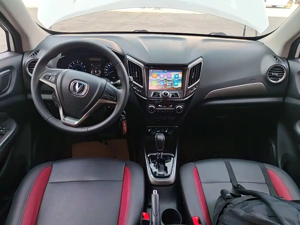 Changan CS15 — миниатюра 10
