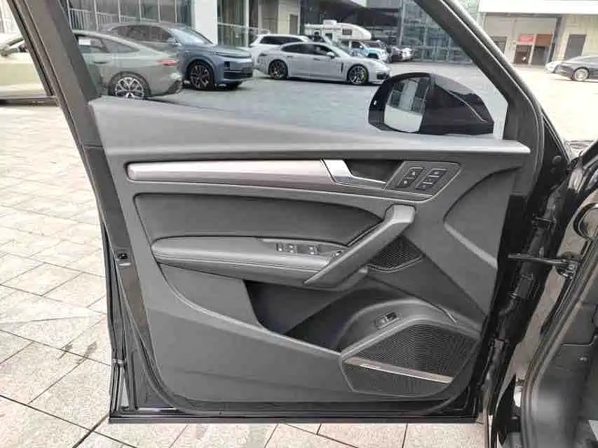 Audi Q5L — миниатюра 7