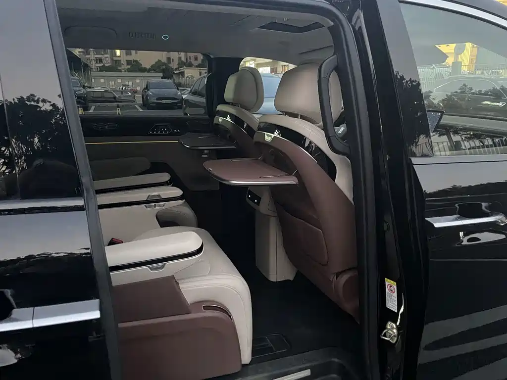 BYD Xia — миниатюра 18