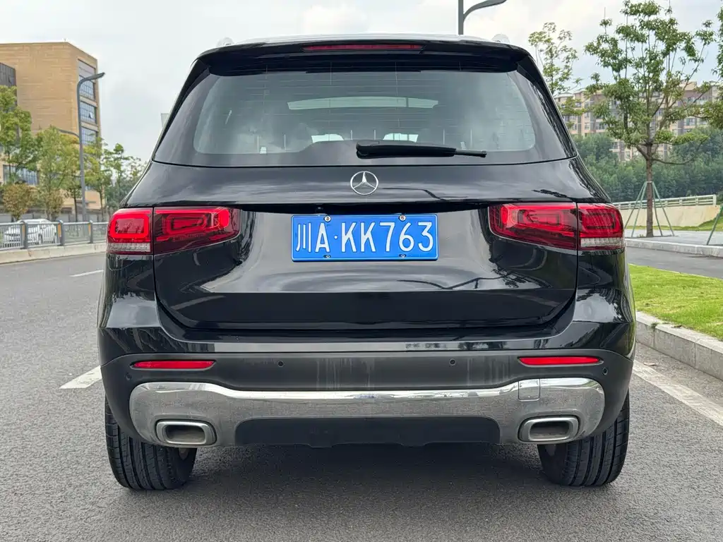 Mercedes-Benz GLB — миниатюра 18