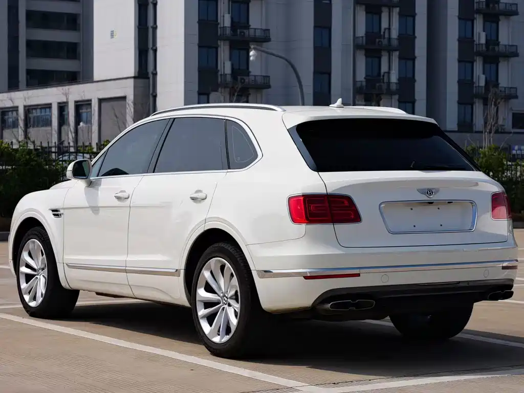 Bentley Bentayga — фотографии объявления, Фото 3