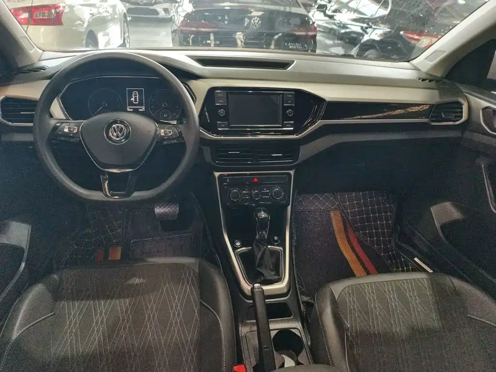 Volkswagen T-Cross — миниатюра 10
