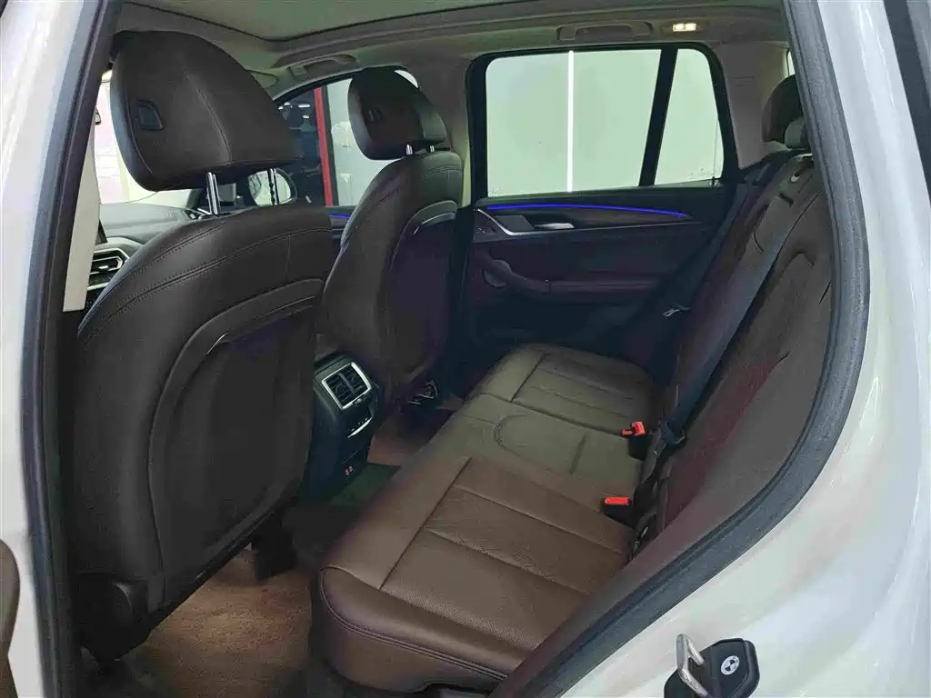 BMW X3 — миниатюра 5