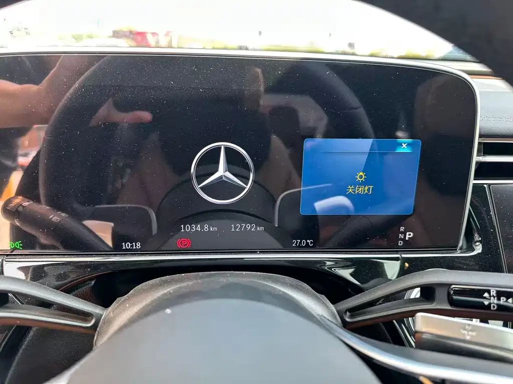 Mercedes-Benz E-Class — миниатюра 6