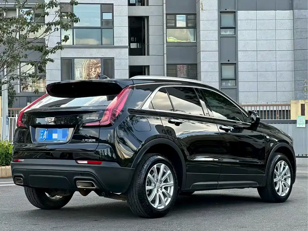 Cadillac XT4 — миниатюра 5