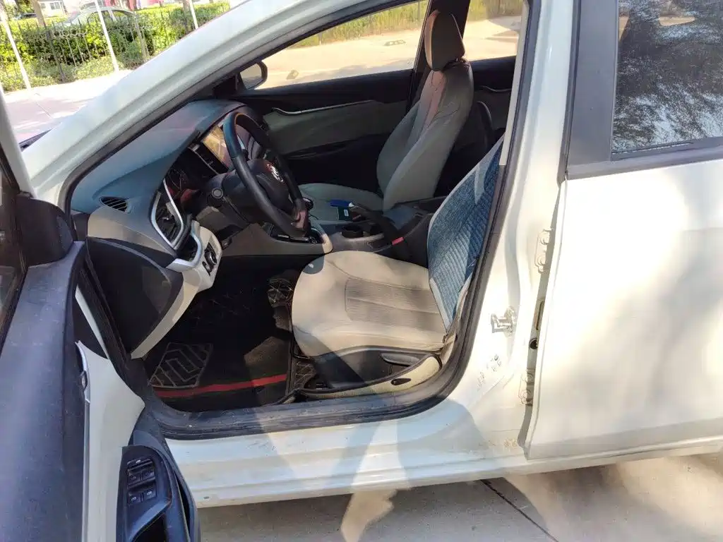 Buick Excelle — миниатюра 11