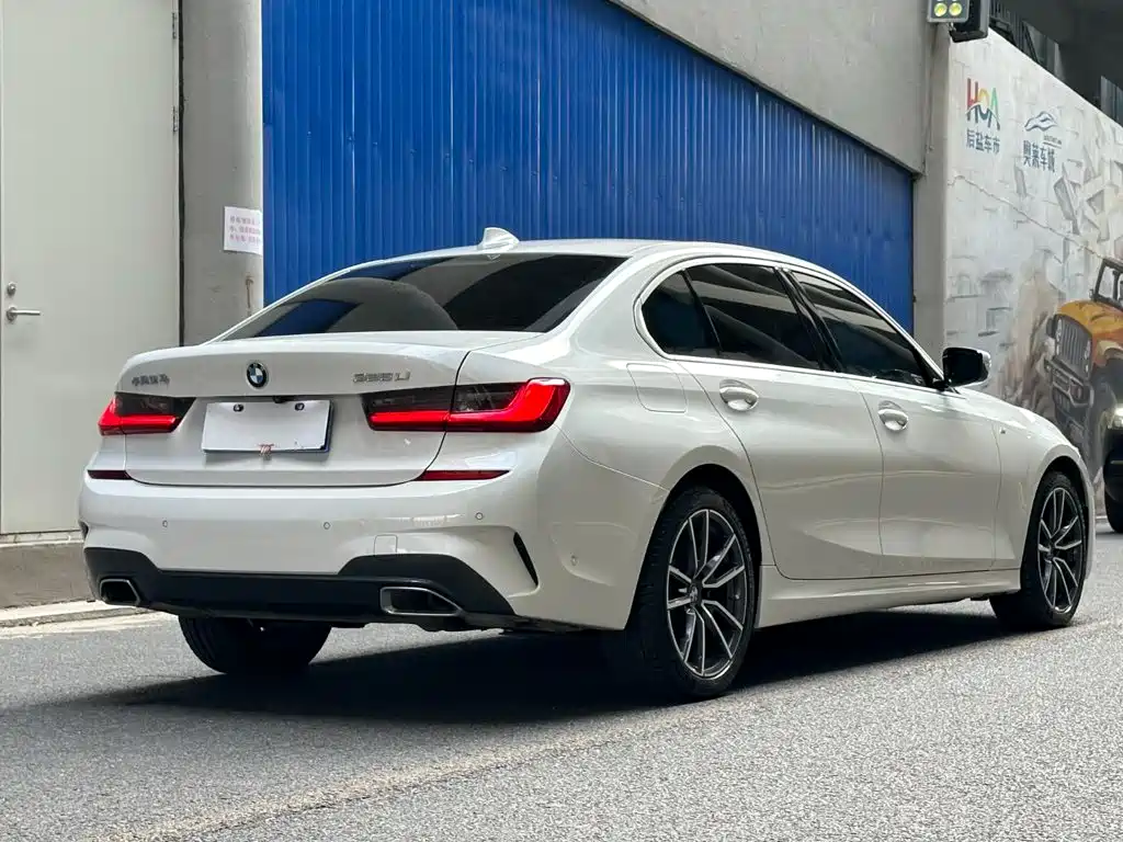 BMW 3 Series — миниатюра 5