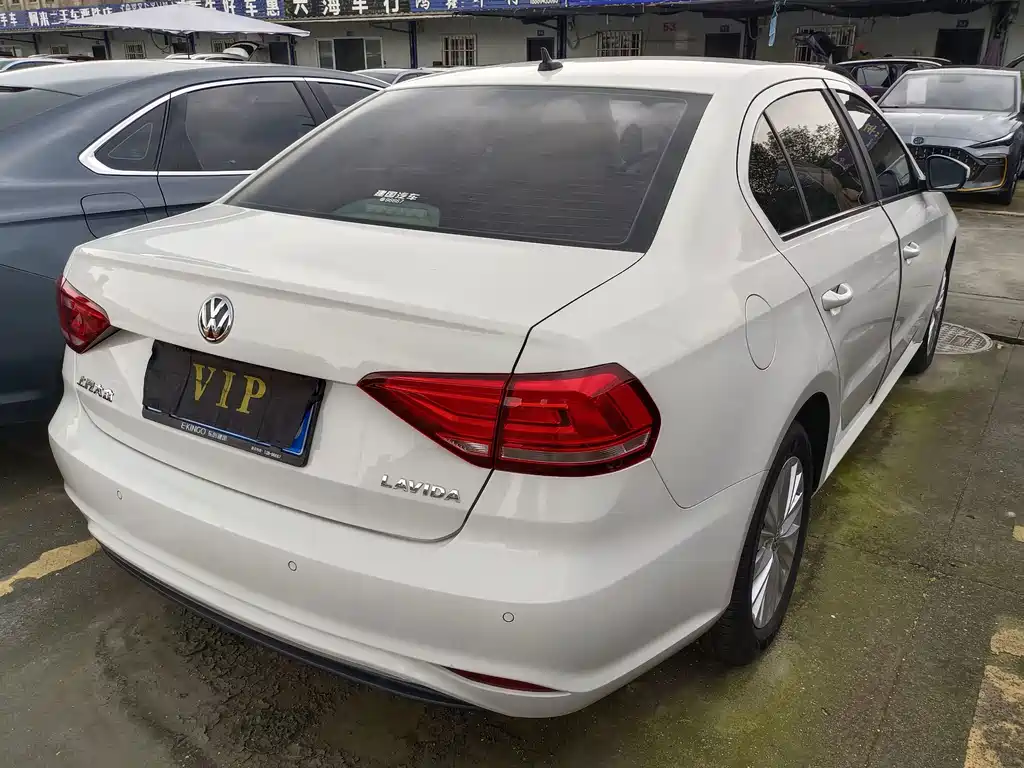 Volkswagen Lavida — миниатюра 14
