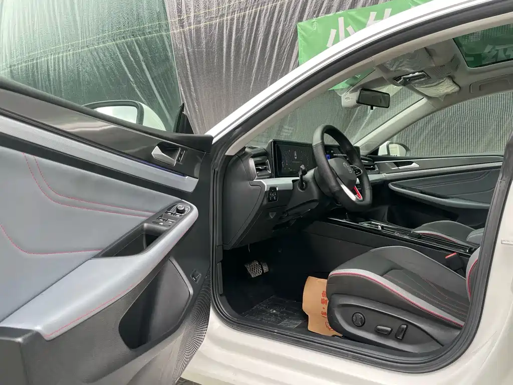 Volkswagen Lamando — миниатюра 17
