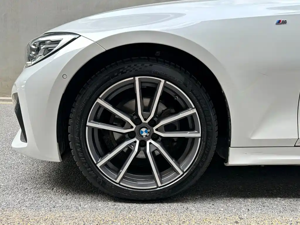 BMW 3 Series — миниатюра 6