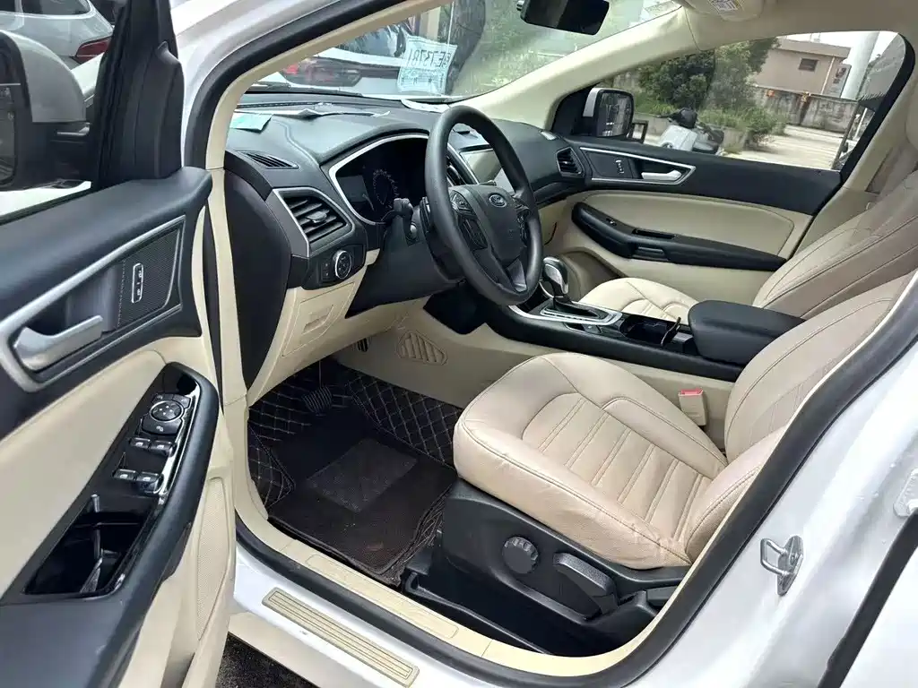 Ford Edge — миниатюра 2