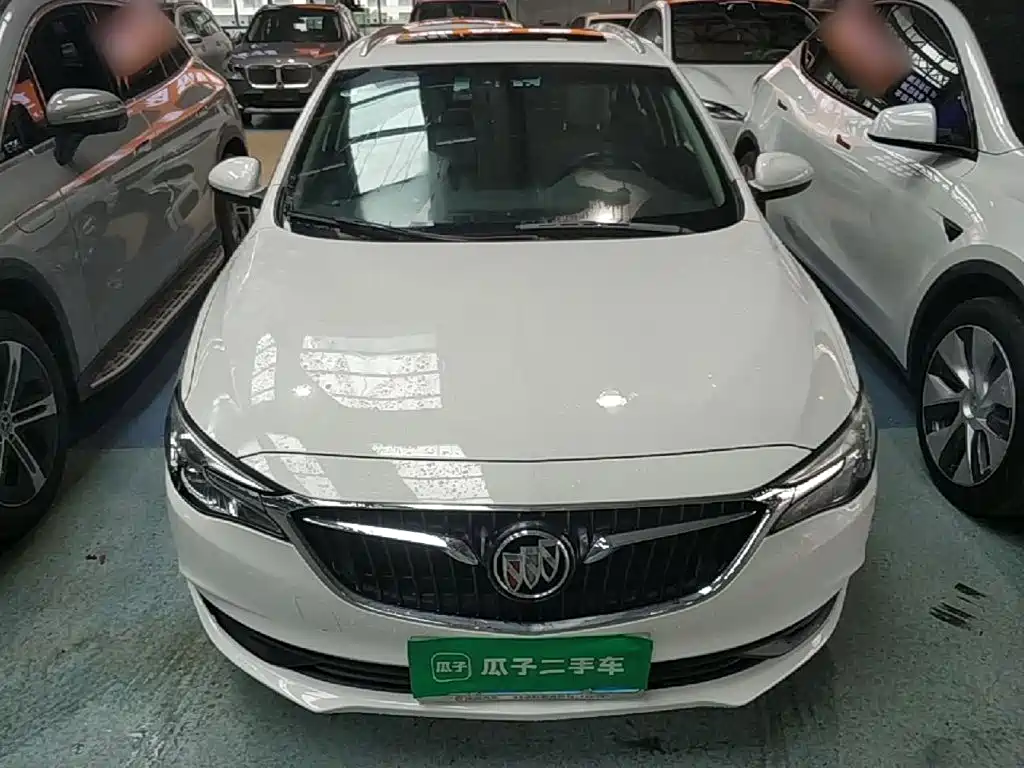Buick Excelle — миниатюра 3
