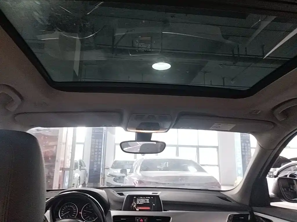 BMW X1 — миниатюра 18