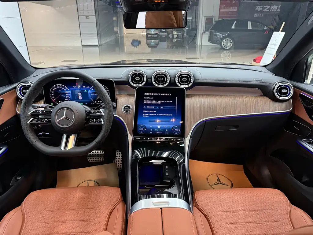 Mercedes-Benz GLC New Energy — миниатюра 7