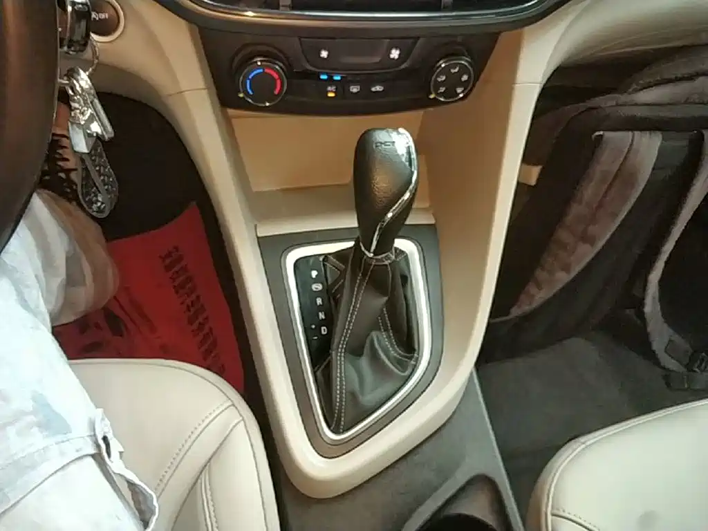 Buick Excelle — миниатюра 14