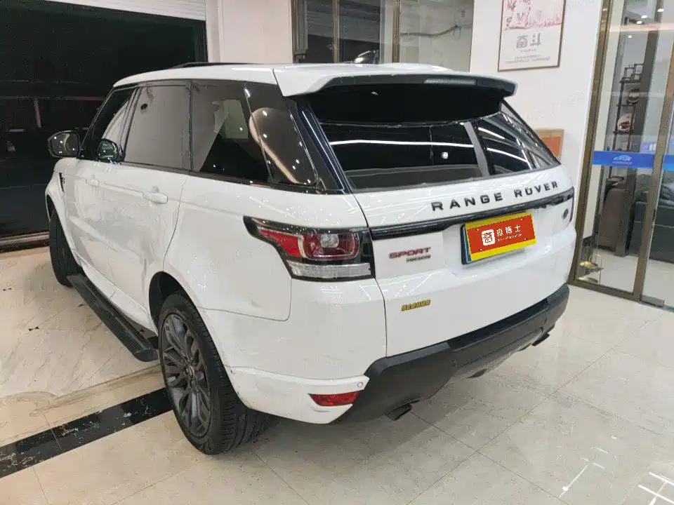 Land Rover Sport — миниатюра 9