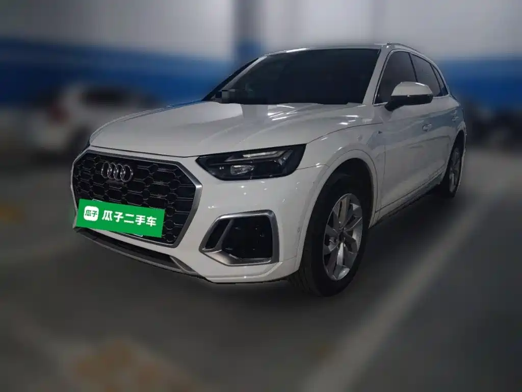 奥迪Q5L 2022款 改款 40T 豪华动感型 2022