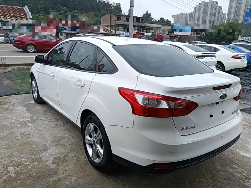 Ford Focus — миниатюра 5