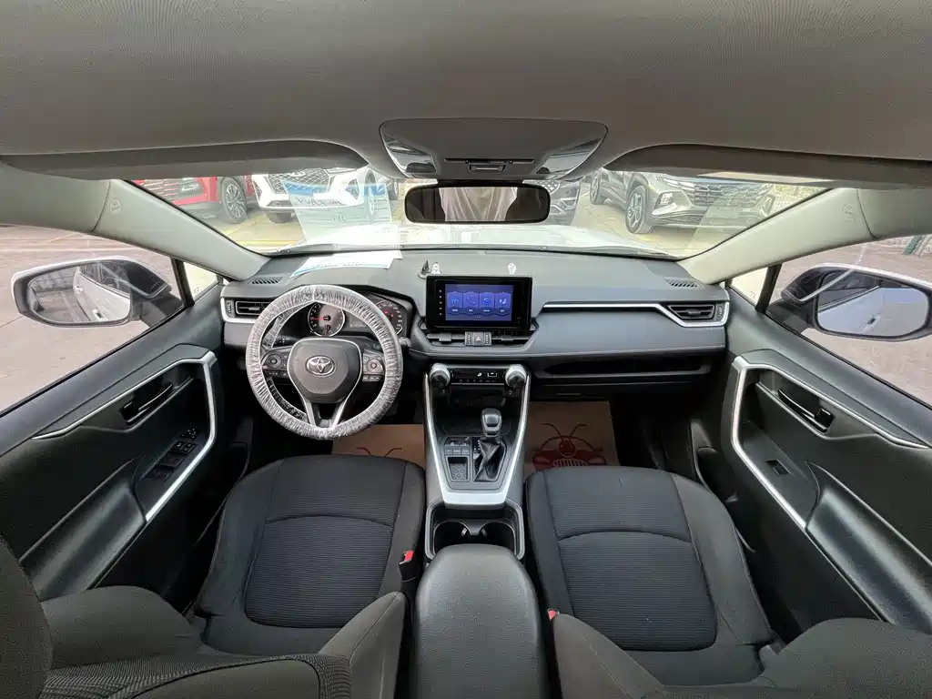 TOYOTA RAV4 RONGFANG