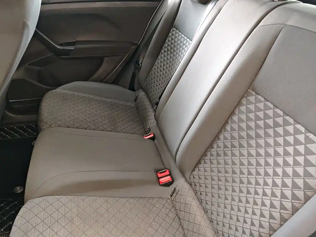 Volkswagen T-Cross — миниатюра 17