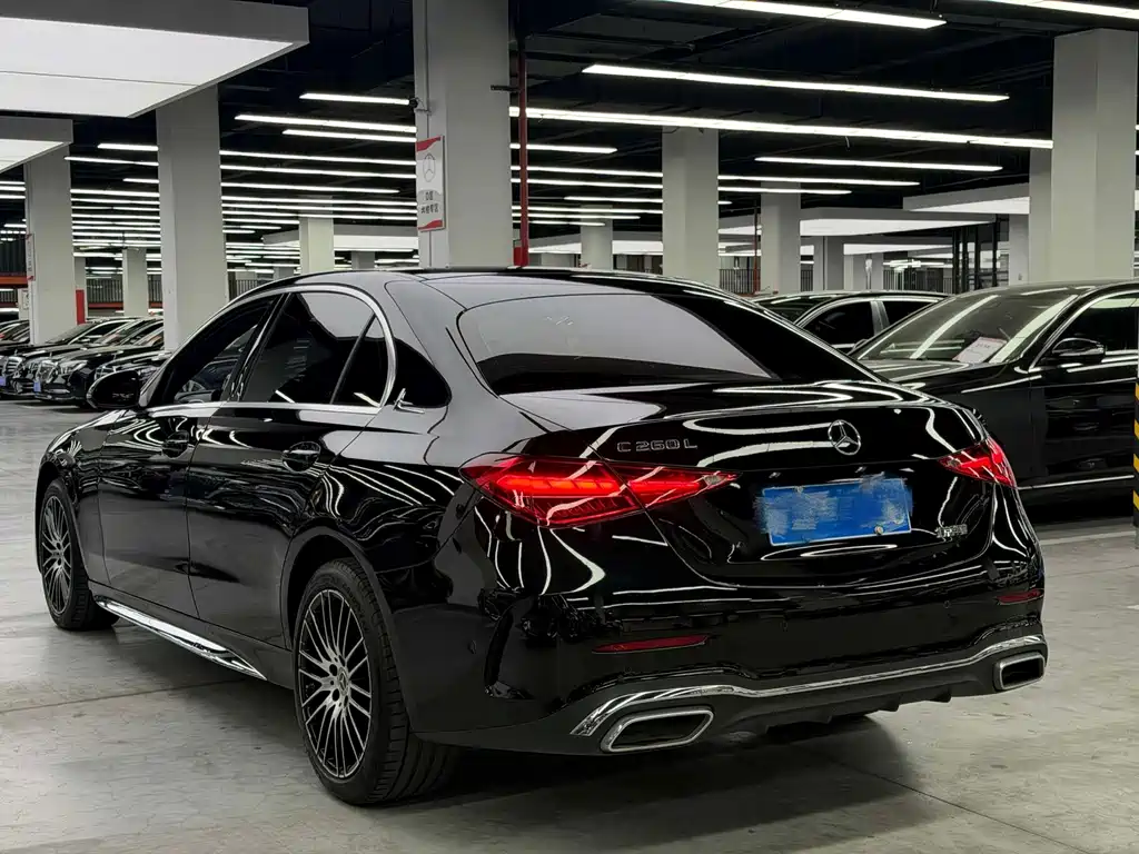 Mercedes-Benz C-Class — миниатюра 9