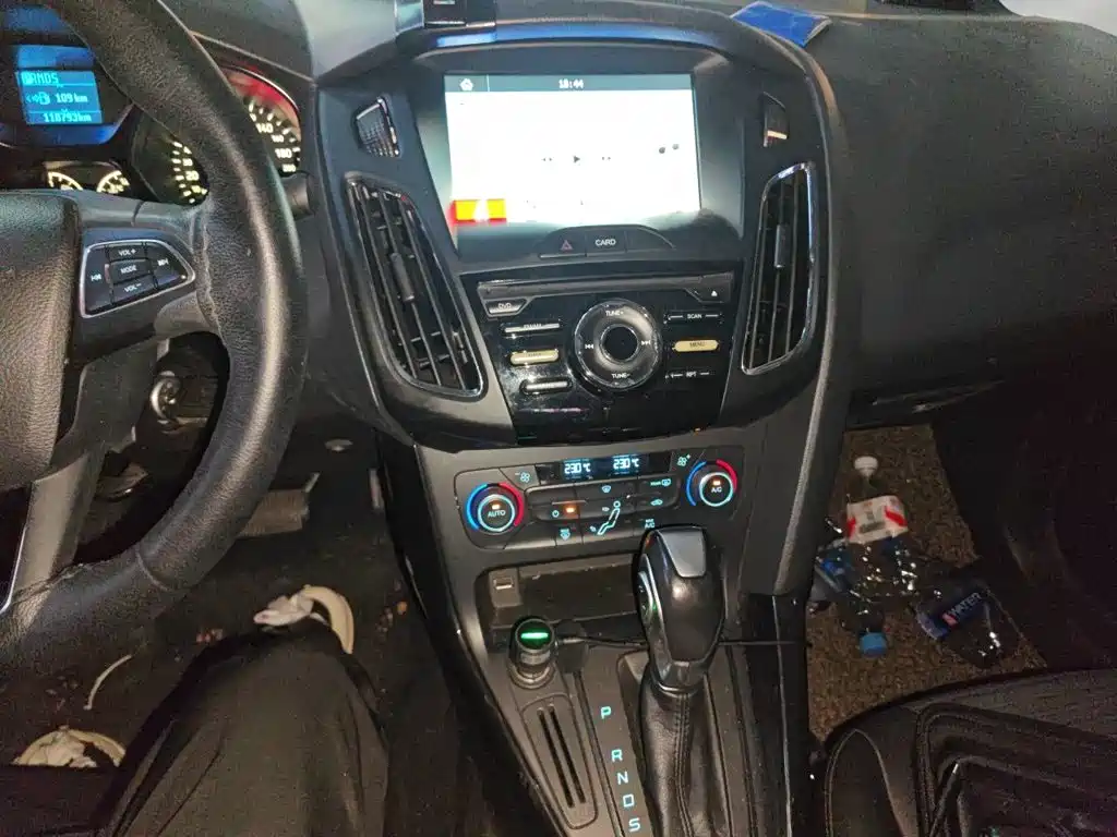 Ford Focus — миниатюра 14