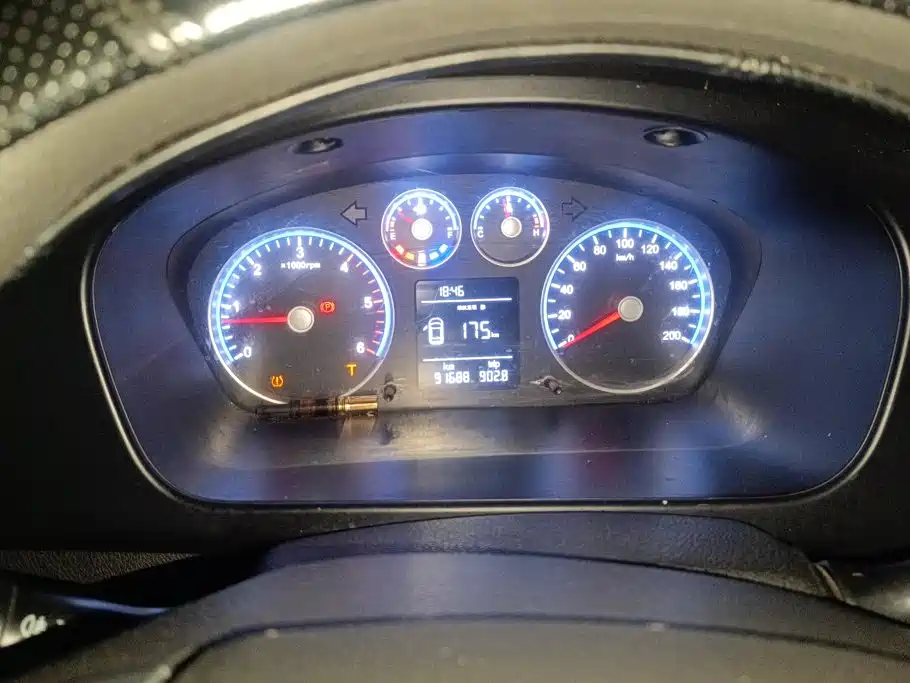 Foton Tuyano — миниатюра 14