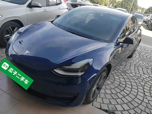 Tesla Model 3 Standard Range rear-wheel-drive Upgraded Version
