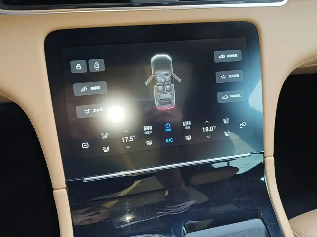 Li Auto Li ONE — миниатюра 13
