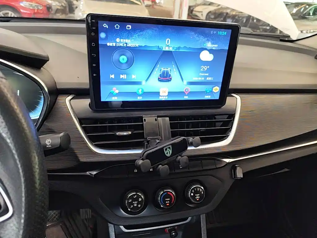 Baojun 360 — миниатюра 13