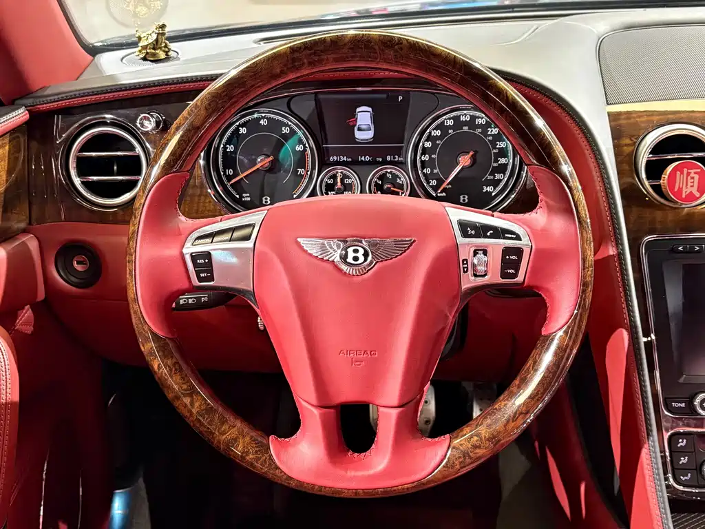Bentley Flying Spur — миниатюра 12